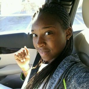 Meet your Posher, Kyla